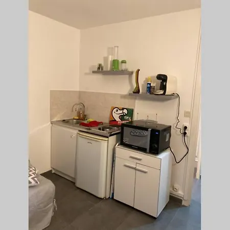Studio Proche Centre, Gare Et Ecoles